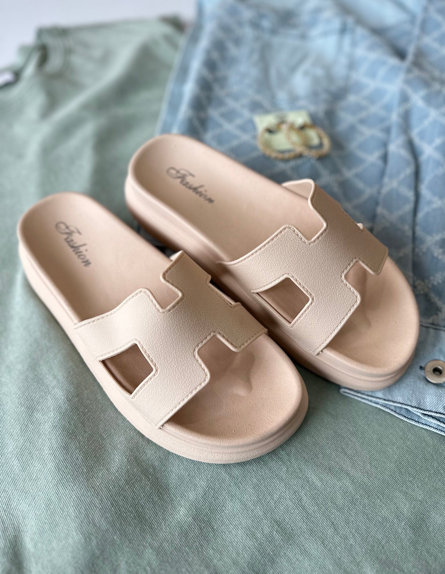 Feelin Good Platform Sandals