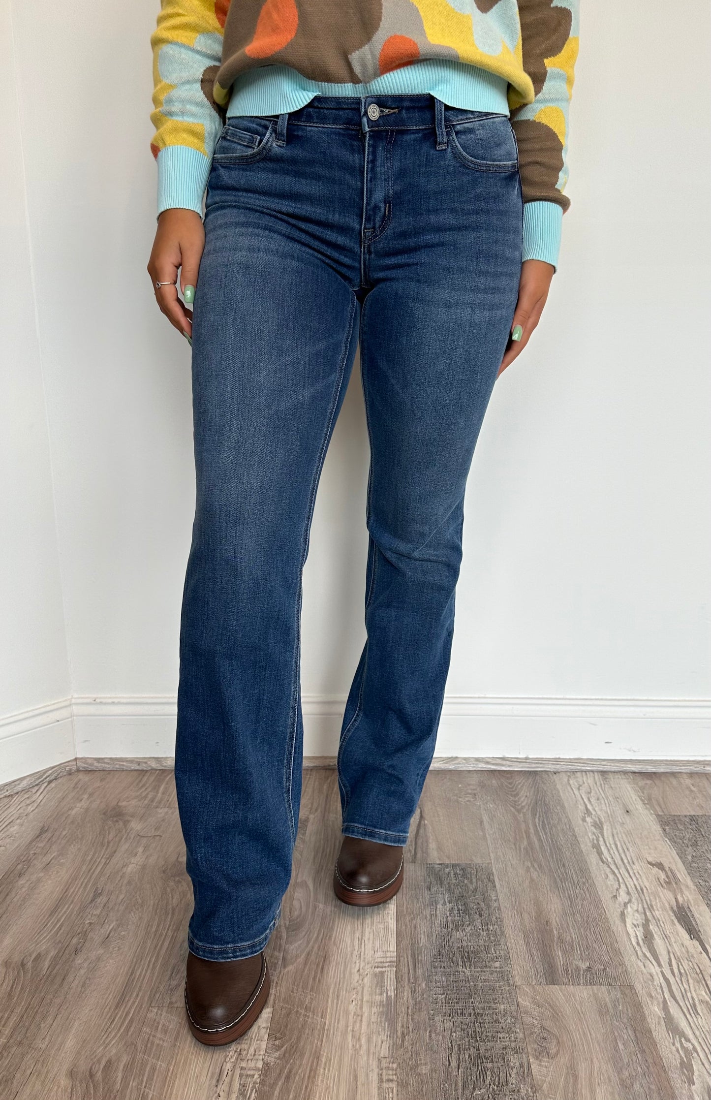 Revere Mid-Rise Bootcut Jeans** FINAL SALE**