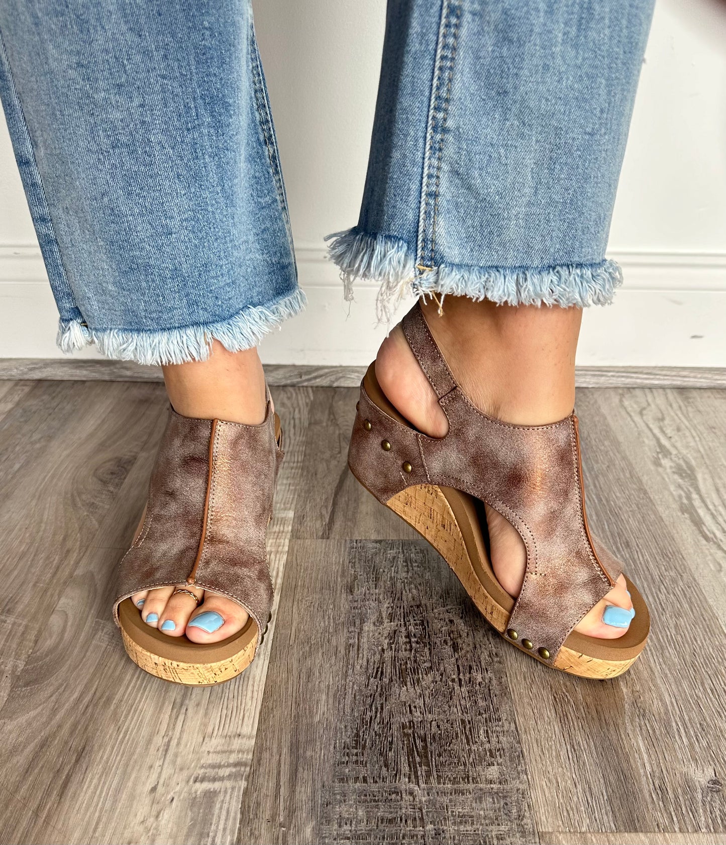 The Carley Wedge