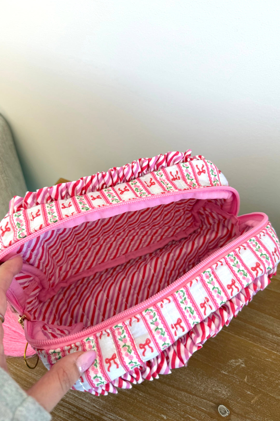 Bow & Blossom Medium Quilted Travel Bag