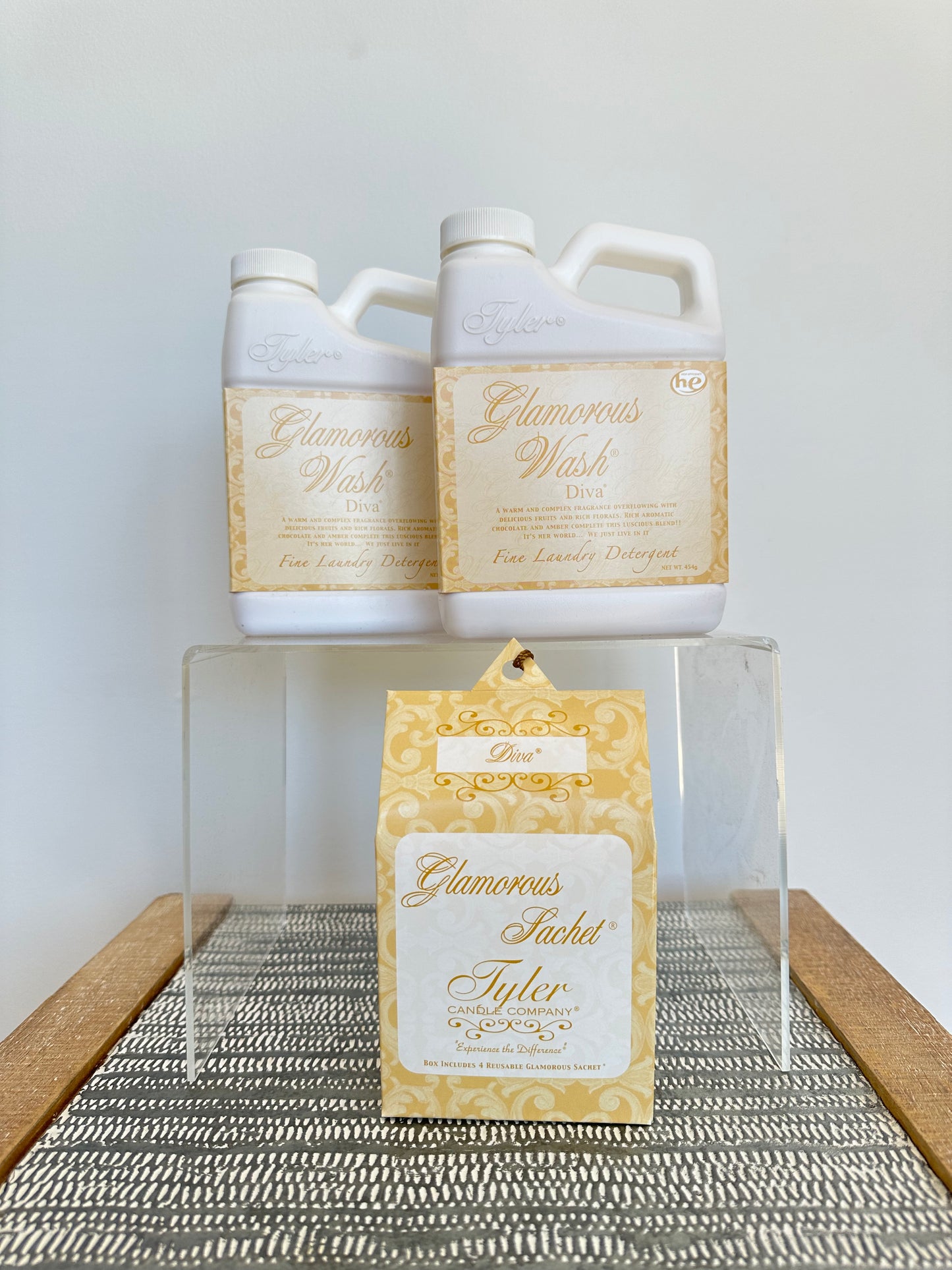 Tyler Glamorous Gift Suite V