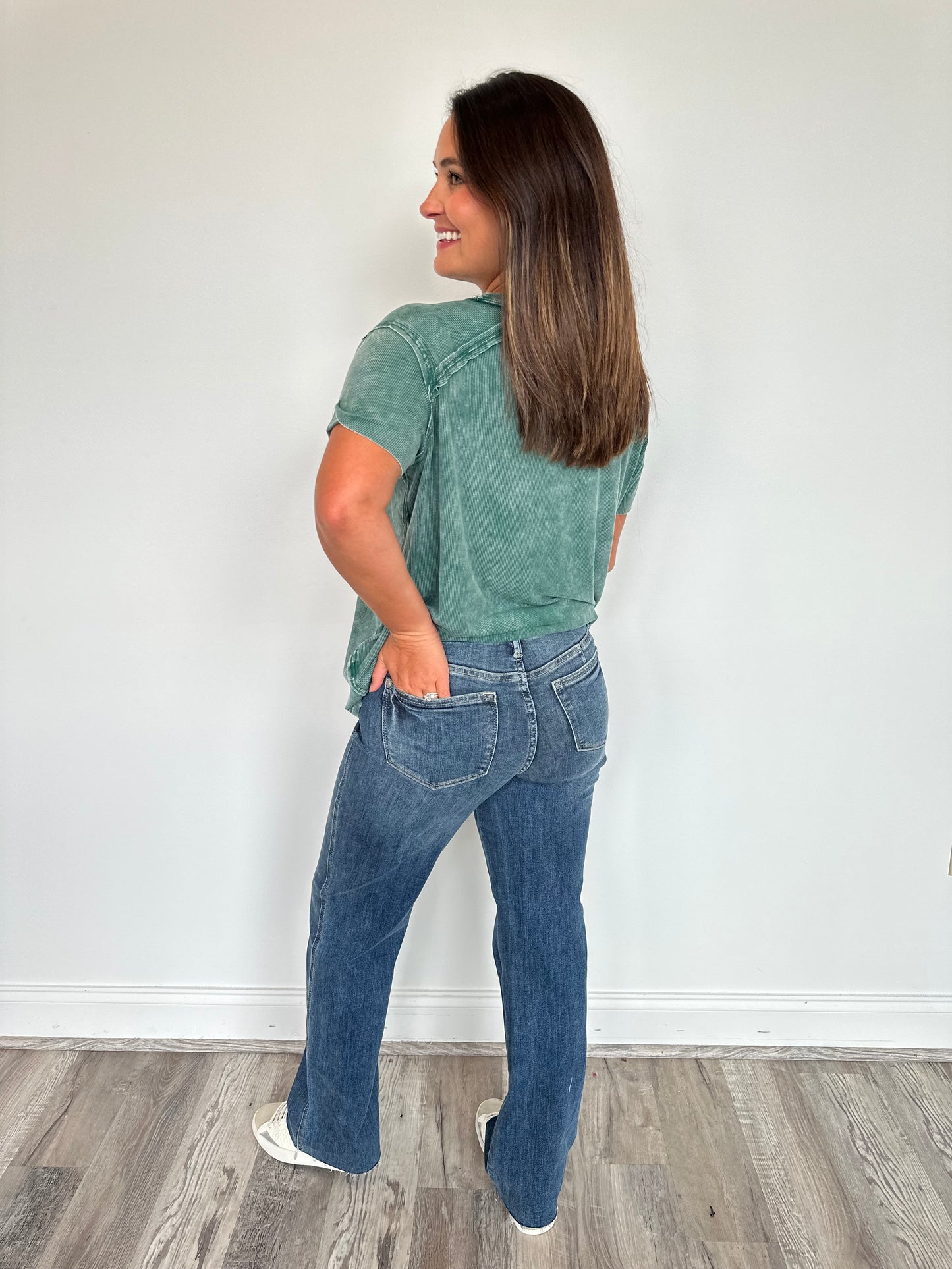 Judy Blue Tummy Control Straight Jean