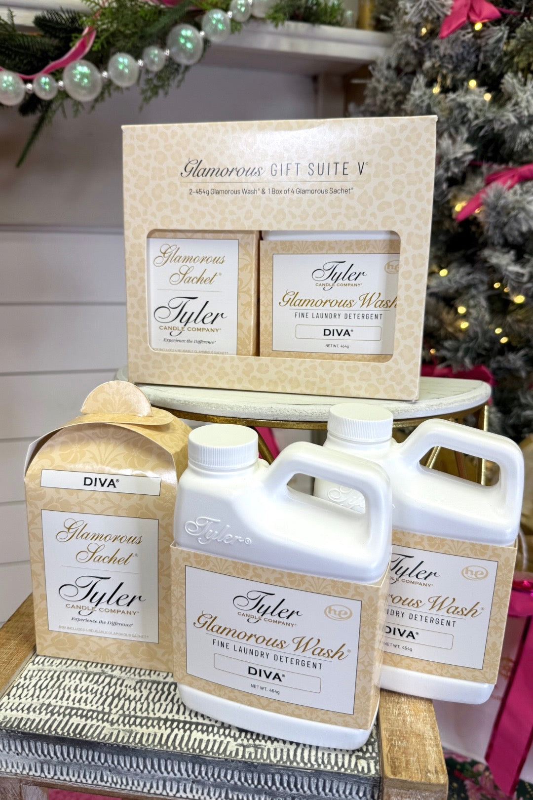 Tyler Glamorous Gift Suite V