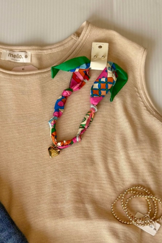 Pop Of Love Scarf Necklace