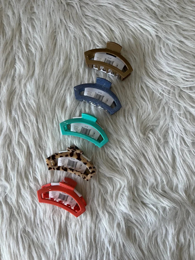 Medium Teletie Open Clip