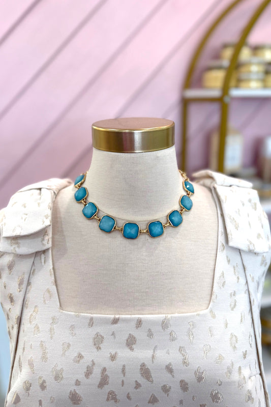 Facet Glow Toggle Necklace