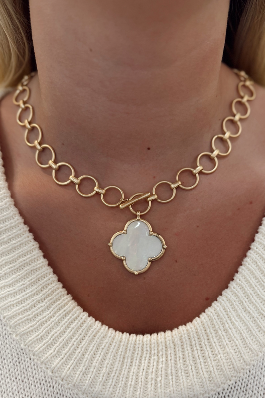 Clover Glow Toggle Necklace