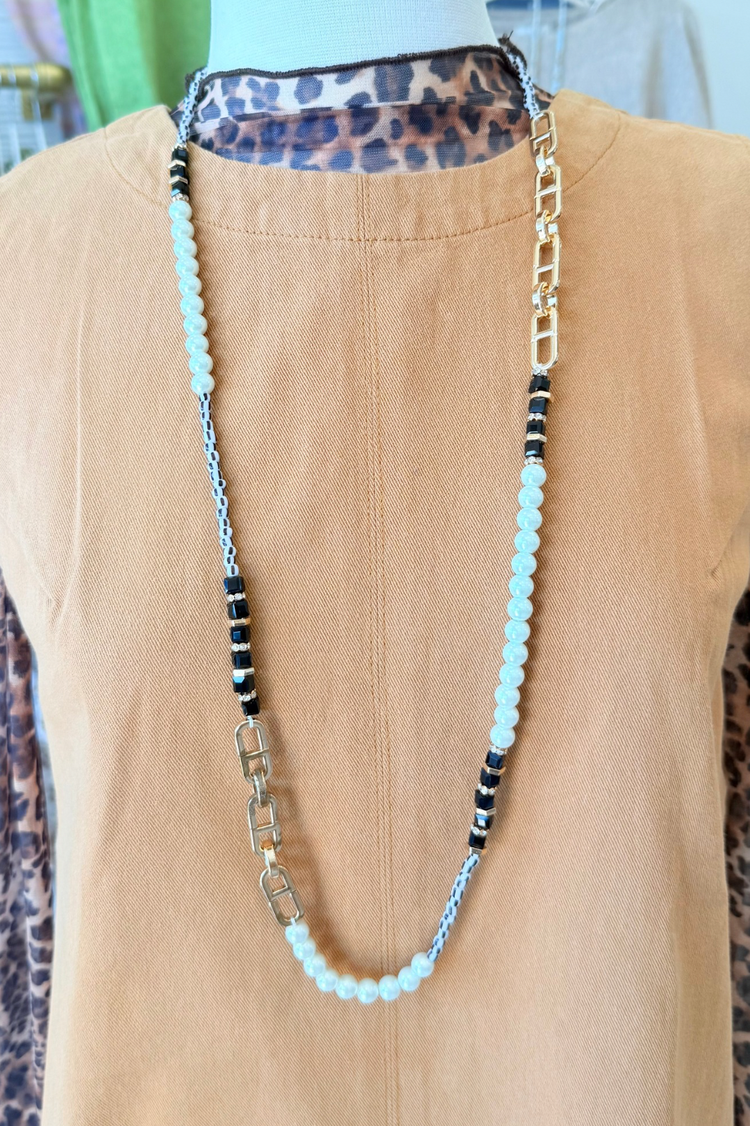 Pearls and Chain Necklace