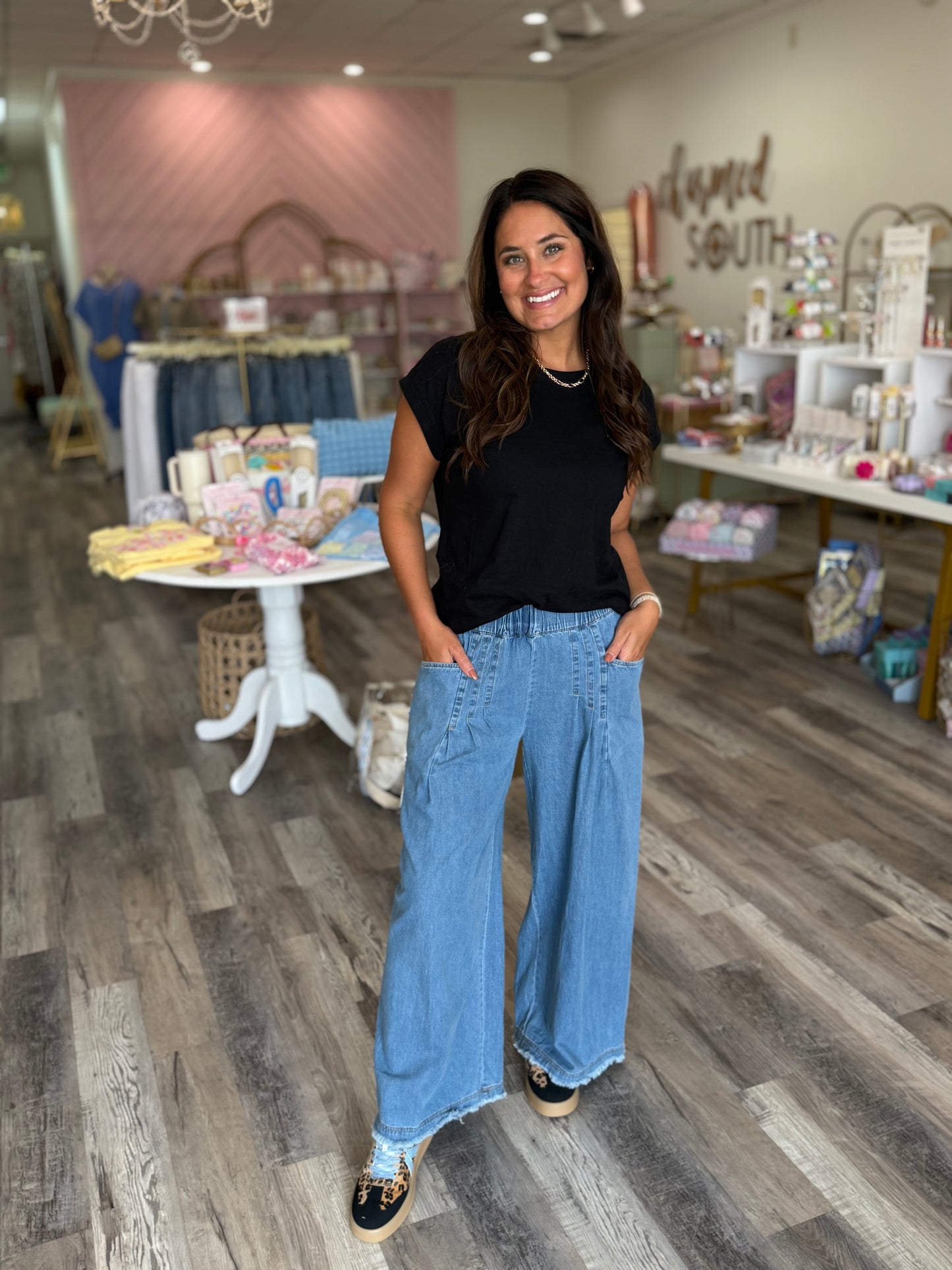 Soft Structure Wide Leg Pants