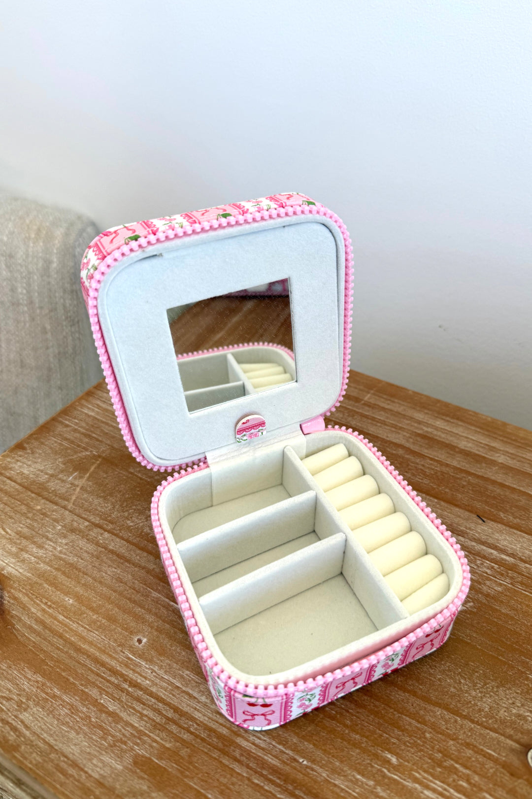 Bow Babe Travel Jewelry Case