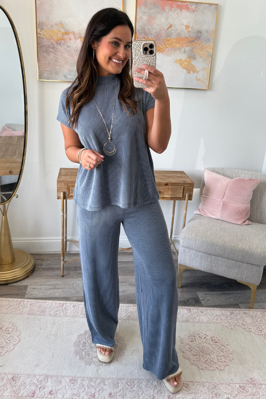 Ribbed Retreat Set