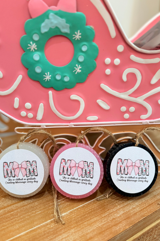 Mom w/Bow & Verse Freshie