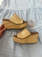 Mugshot Gold Wash Raffia Wedge