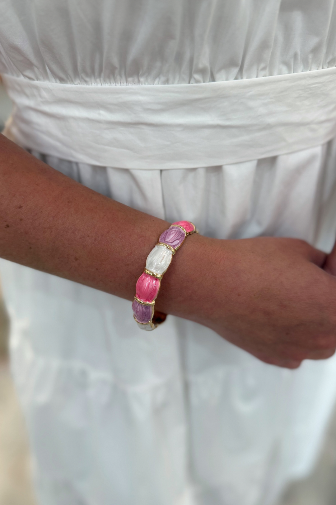 Marbled Glow Bangle Bracelet
