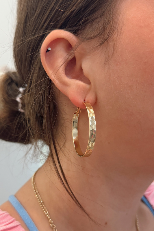 Gleam Hammered Hoops