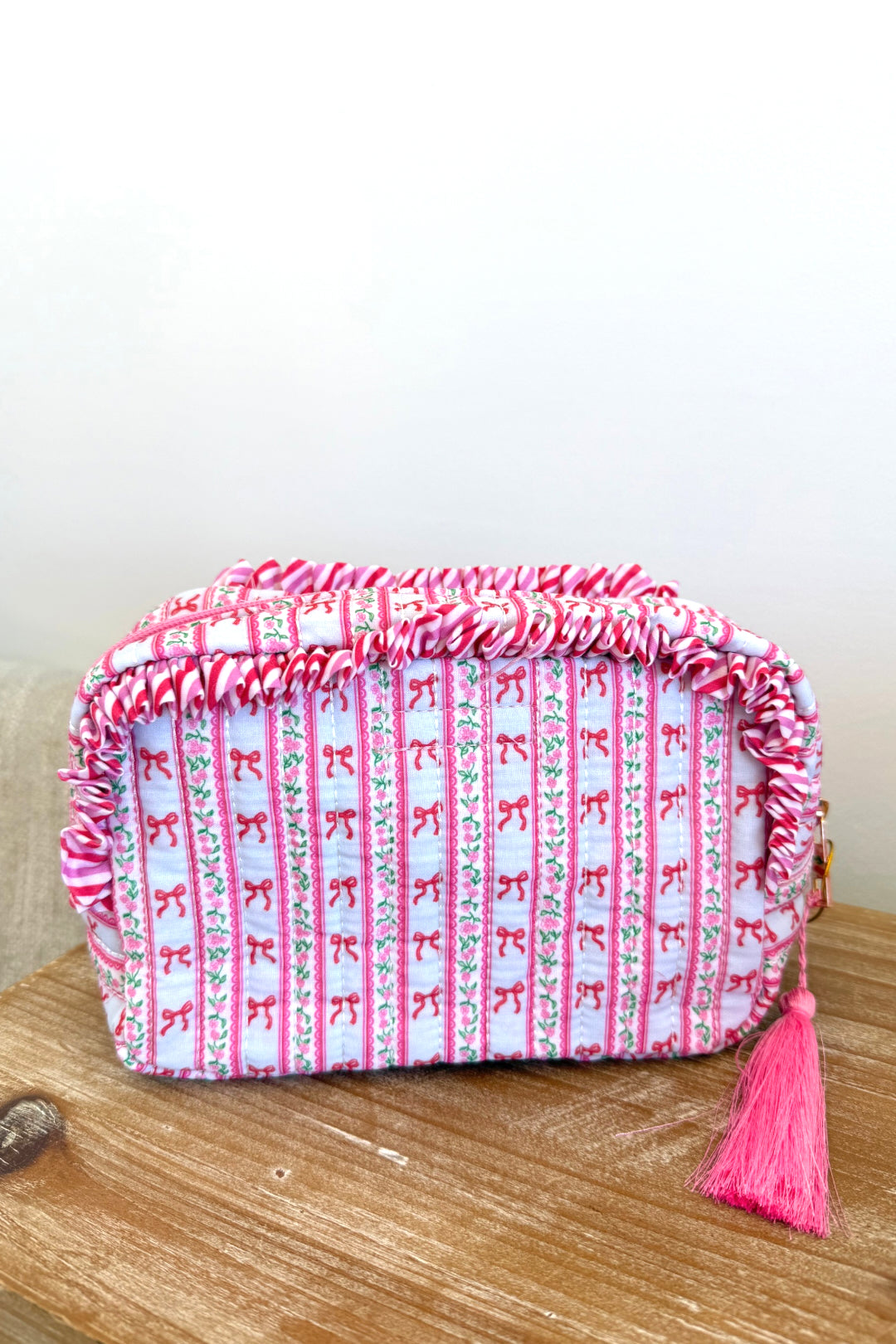 Bow & Blossom Medium Quilted Travel Bag