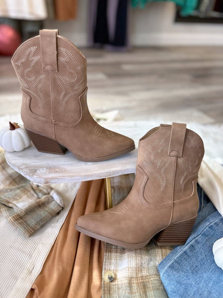 My Kind Of Country Bootie