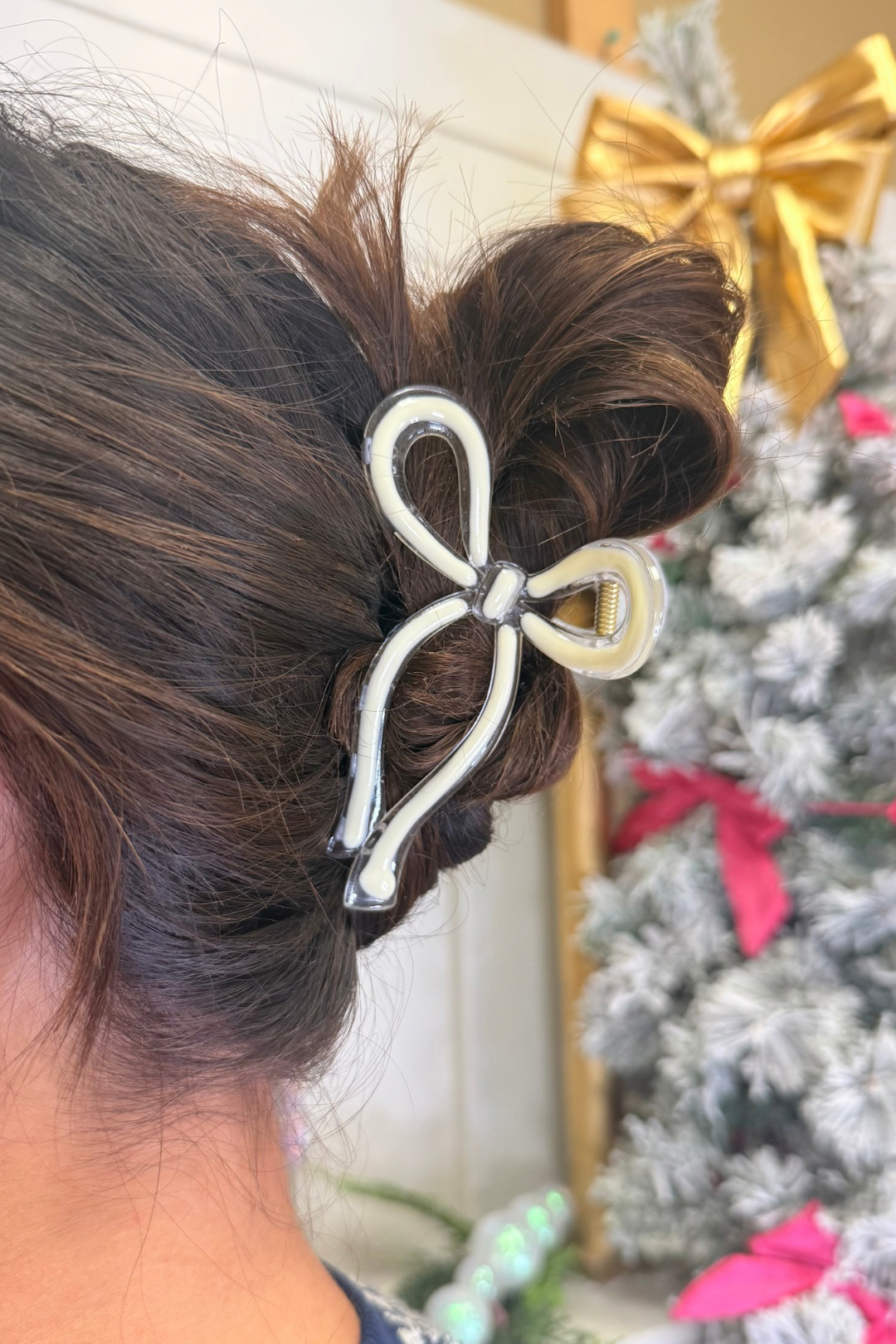 Crush Very Demure Bow Hair Clip