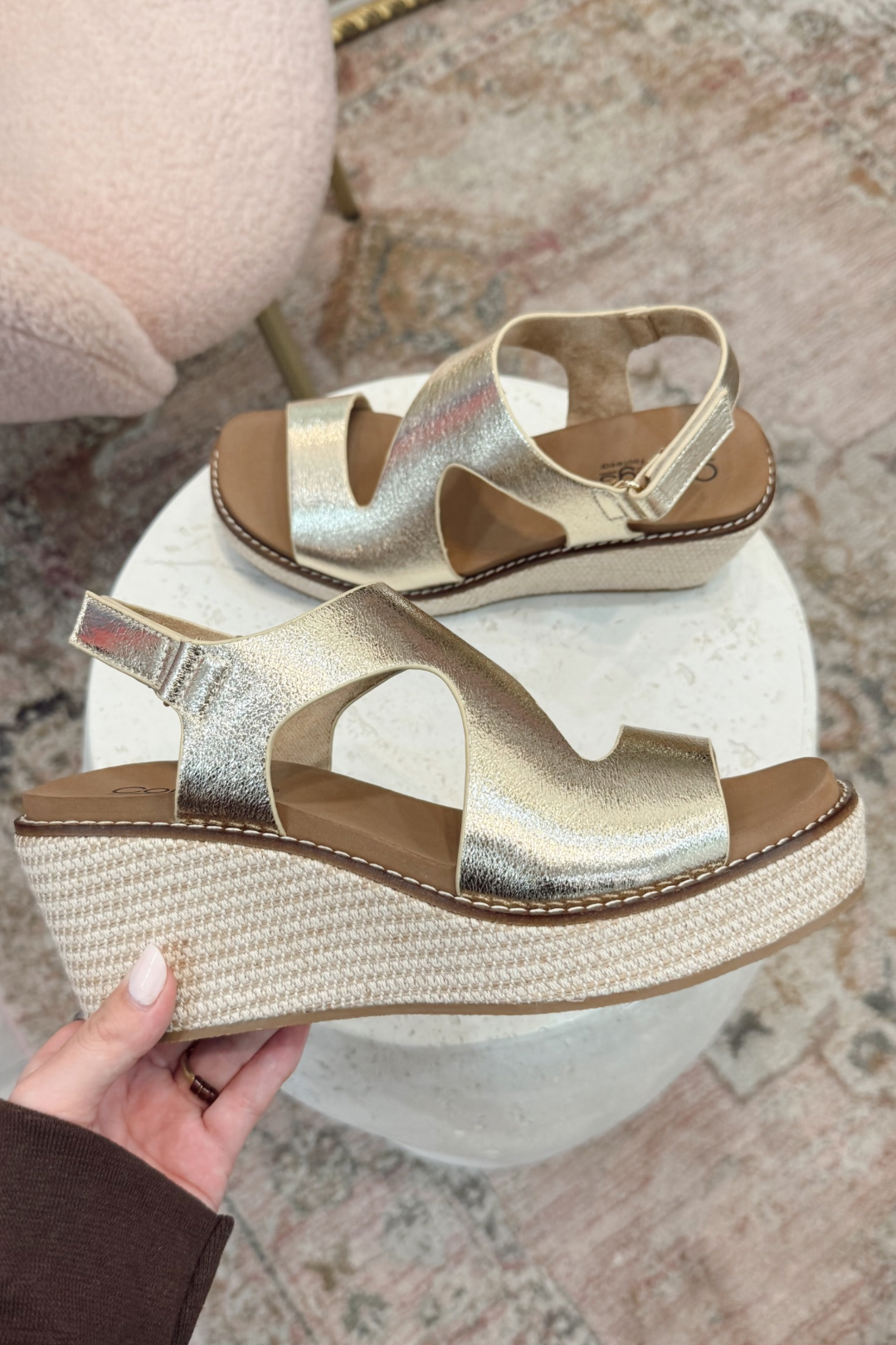 Steppin Out Gold Wedges