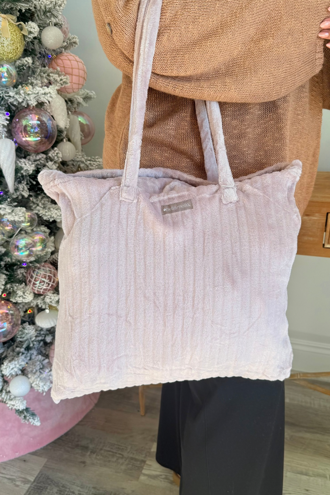 Hello Mello On My Way Tote Blanket